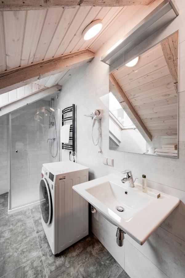 Small Attic Rooms In Kaunas Old Town Экстерьер фото